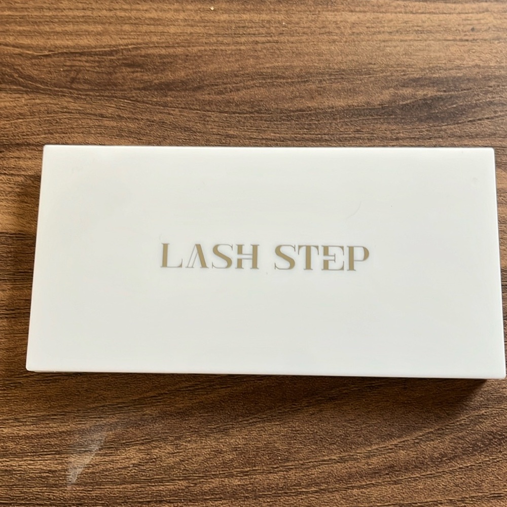 Matte about you palette - neutral tone, NIB